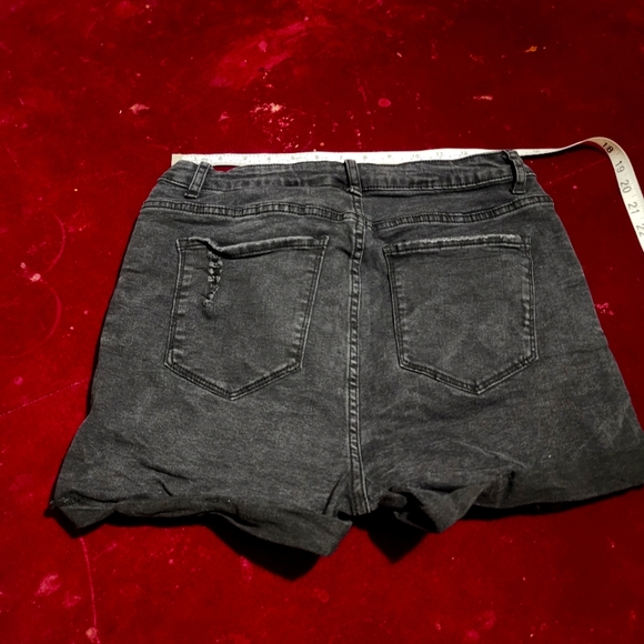 Black Distressed Jeans Shorts - Picture 7 of 7